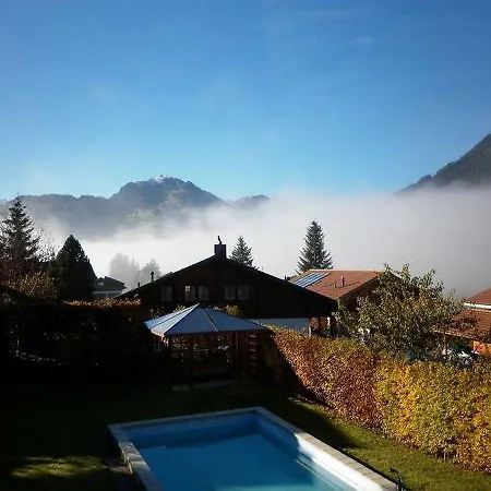 Mamis, Chalet *