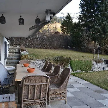 Mamis, Chalet