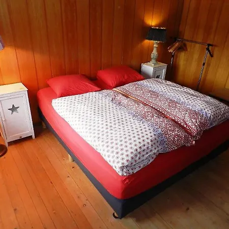 Mamis, Chalet