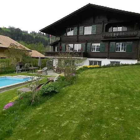 Mamis, Chalet Apartmán